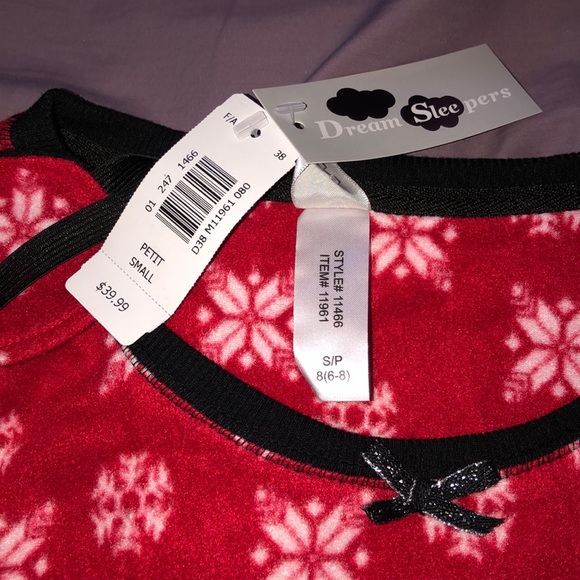 Snowflake pajama top - Picture 2 of 2